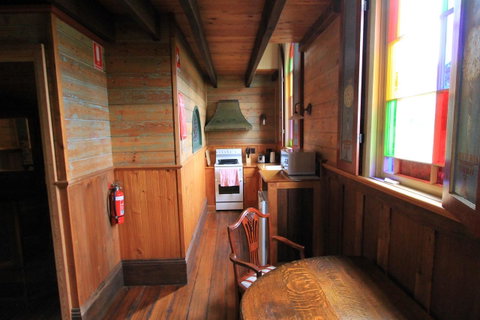 Kerrellie Cottages 2, 4 & 8 Reid Street - Accommodation Great Ocean Road 32