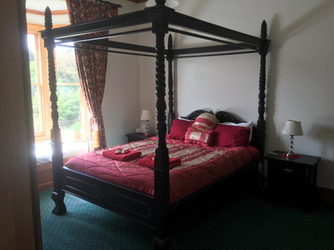 Kerrellie Cottages 2, 4 & 8 Reid Street - Accommodation Great Ocean Road 23
