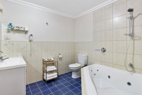 Oyster Cove Chalet - Accommodation Great Ocean Road 12