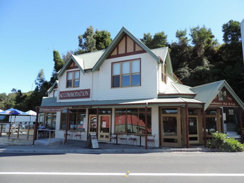 Bushman's Cafe - Accommodation Great Ocean Road 9