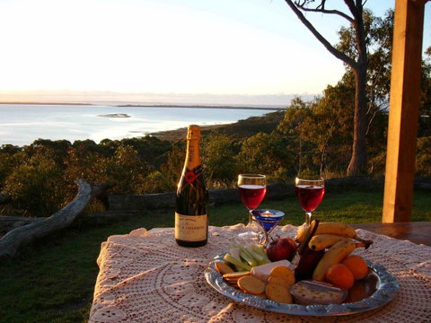 Island View Spa Cottage - Accommodation Great Ocean Road 0