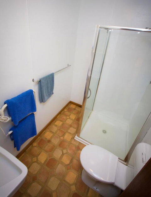 Nornalup Riverside Chalet - Accommodation Great Ocean Road 3