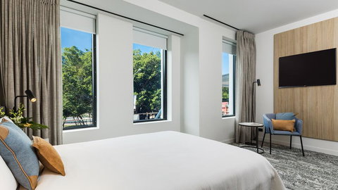 Oaks Cairns Hotel - Accommodation Great Ocean Road 2