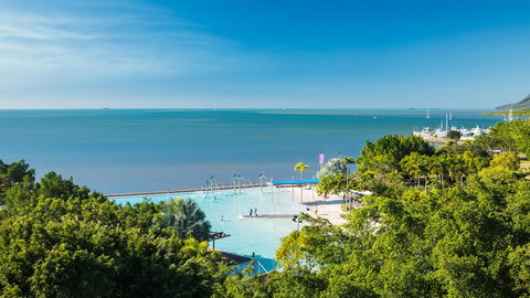 Oaks Cairns Hotel - Accommodation Great Ocean Road 1