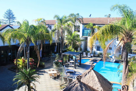 Oceanside Hawks Nest - Accommodation Great Ocean Road 1