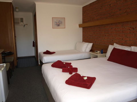 Old Coach Motor Inn Echuca - Accommodation Great Ocean Road 3