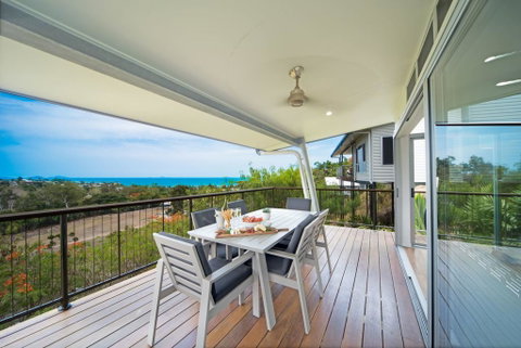 Oleander Holiday Home - Airlie Beach - Accommodation Great Ocean Road 1