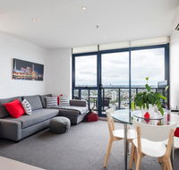 One bedroom City Apt with Spectacular Views - Accommodation Great Ocean Road