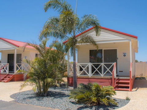 Outback Oasis Caravan Park - Accommodation Great Ocean Road 0
