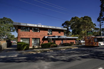 Parkside Inn Motel with Accommodation Great Ocean Road