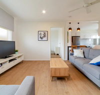 Peaceful 3 Bedroom Apartment in Ascot - Accommodation Great Ocean Road