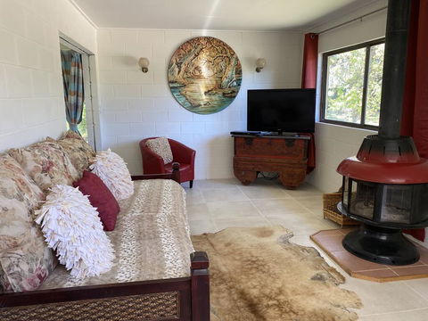 Pear Tree Cottage At Amiens - Accommodation Great Ocean Road 3
