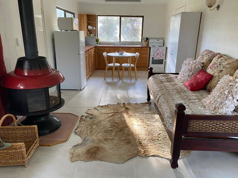 Pear Tree Cottage At Amiens - Accommodation Great Ocean Road 0