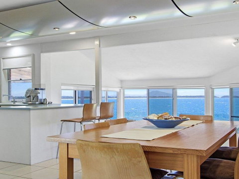 Penguin Head Retreat - Fabulous Views - Accommodation Great Ocean Road 2