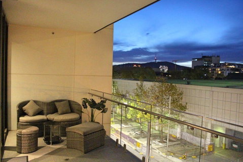 Perfectly Located Modern Apartment - Canberra CBD - Accommodation Great Ocean Road 0
