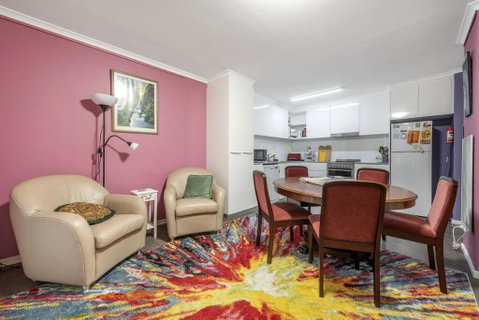 Pet Friendly Home - Pool & Parking - Tennis Court - Accommodation Great Ocean Road 2