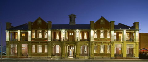 Quality Hotel Regent Rockhampton - Accommodation Great Ocean Road 0