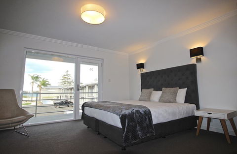 Quays Hotel - Accommodation Great Ocean Road 1