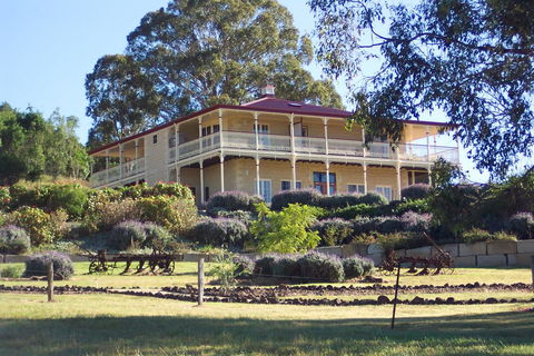 R On The Downs BnB & Cottages - Accommodation Great Ocean Road 0
