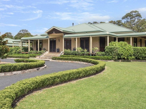 Reign Manor - Large Group Accommodation - Accommodation Great Ocean Road 0