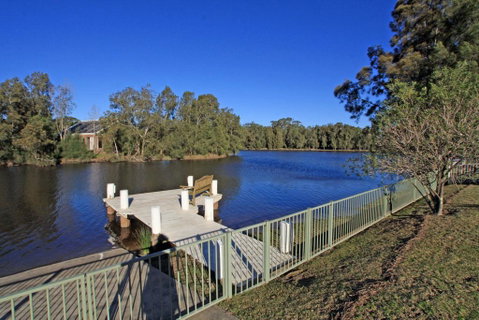 Relax And Enjoy The River - Accommodation Great Ocean Road 0
