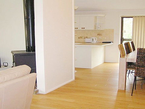 Sandcastles - Very Family Friendly - Accommodation Great Ocean Road 3