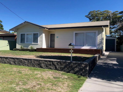 Sandy Shoal', 46 Rigney Street - Shoal Bay Beach Cottage With Aircon - Accommodation Great Ocean Road 0