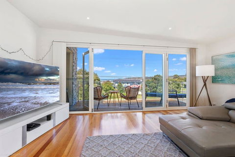 SEA NOOK - Seconds From The Beach - Accommodation Great Ocean Road 1