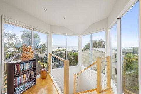 Seaside Pleasure - Accommodation Great Ocean Road 3