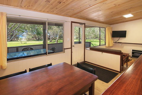 Siesta Park Holiday Resort - Accommodation Great Ocean Road 1