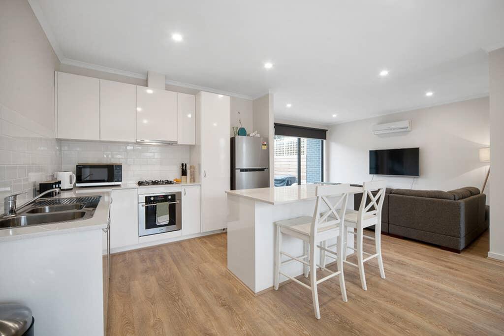 Eynesbury VIC Accommodation Great Ocean Road