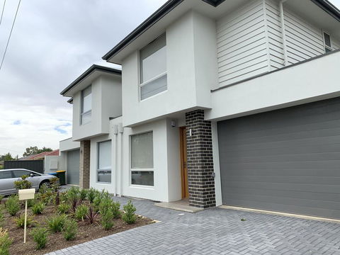 Spacious Rooms Home-Stay With Free Wifi - Accommodation Great Ocean Road 1