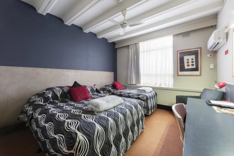 Statesman Hotel - Accommodation Great Ocean Road 1