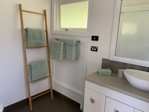 Stephanies Country Cottages - Accommodation Great Ocean Road 3