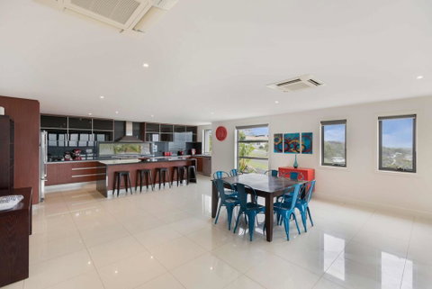 Stillwaters - Panoramic View Of Lakes Entrance - Accommodation Great Ocean Road 1