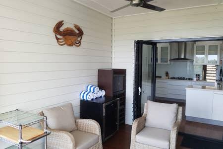 Stonehaven With Private Pool - Accommodation Great Ocean Road 1
