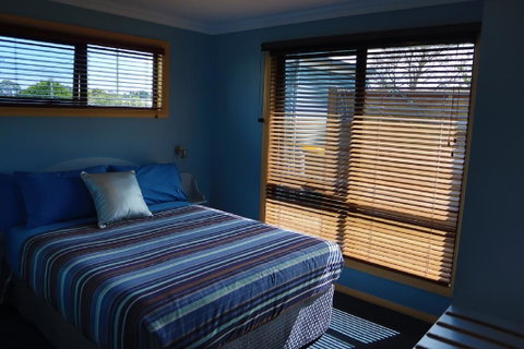 Strahan Bungalows - Accommodation Great Ocean Road 1