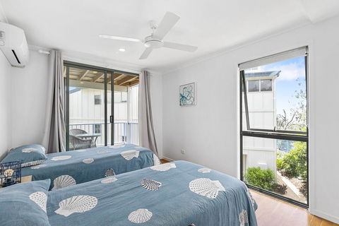 Stunning Beach Front Villa At Castaway Cove - Accommodation Great Ocean Road 3