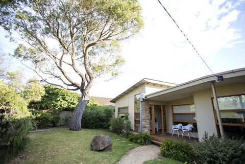 SUNNY DAZE - Accommodation Great Ocean Road 2