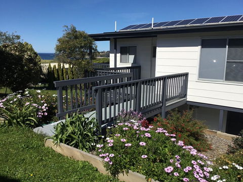 Sunnyside Holiday Home - Accommodation Great Ocean Road 1