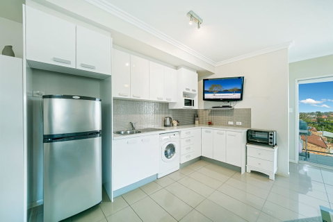 Suttons Beach Apartments - Accommodation Great Ocean Road 3