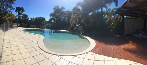TAKURA HEIGHTS Modern Country Apartment With Pool Access - Accommodation Great Ocean Road 1