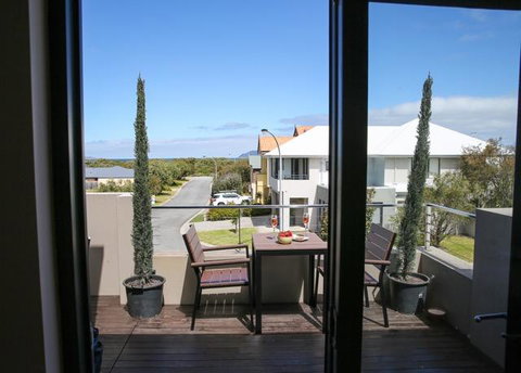 The Beach House At Bayside - Accommodation Great Ocean Road 1