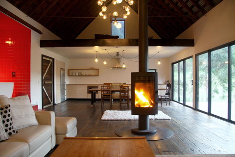 BIG.SHED.HOUSE - Accommodation Great Ocean Road 3