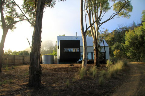 BIG.SHED.HOUSE - Accommodation Great Ocean Road 1