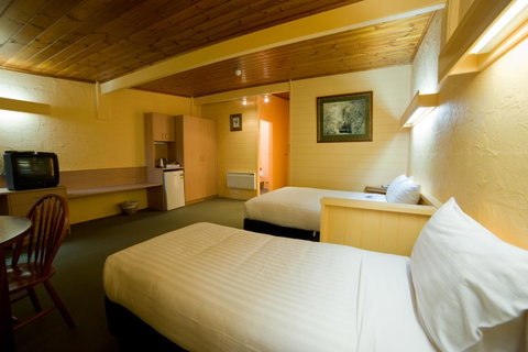 Strahan Village - Accommodation Great Ocean Road 41