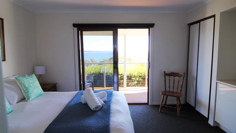 DOLPHIN LOOKOUT COTTAGE - Amazing Views Of The Bay Of Fires - Accommodation Great Ocean Road 13