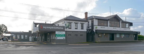 Bridge Hotel - Accommodation Great Ocean Road 13