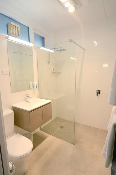 Bridge Hotel - Accommodation Great Ocean Road 9