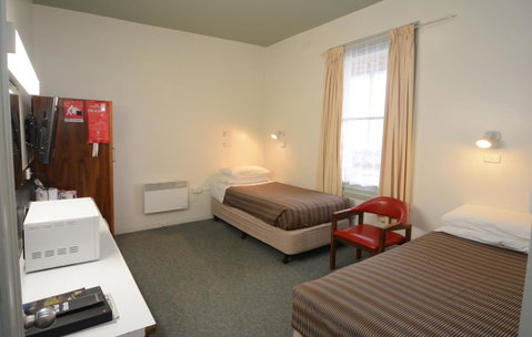 Bridge Hotel - Accommodation Great Ocean Road 15